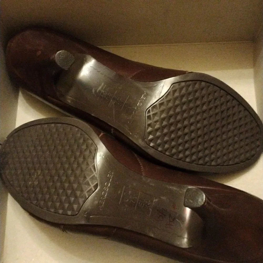 Aerosoles Brown Suede and Leather Heels